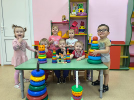 ДЕНЬ ПИРАМИДКИ В ЯСЕЛЬКАХ ДЕНЬ ПИРАМИДКИ В ЯСЕЛЬКАХ.
